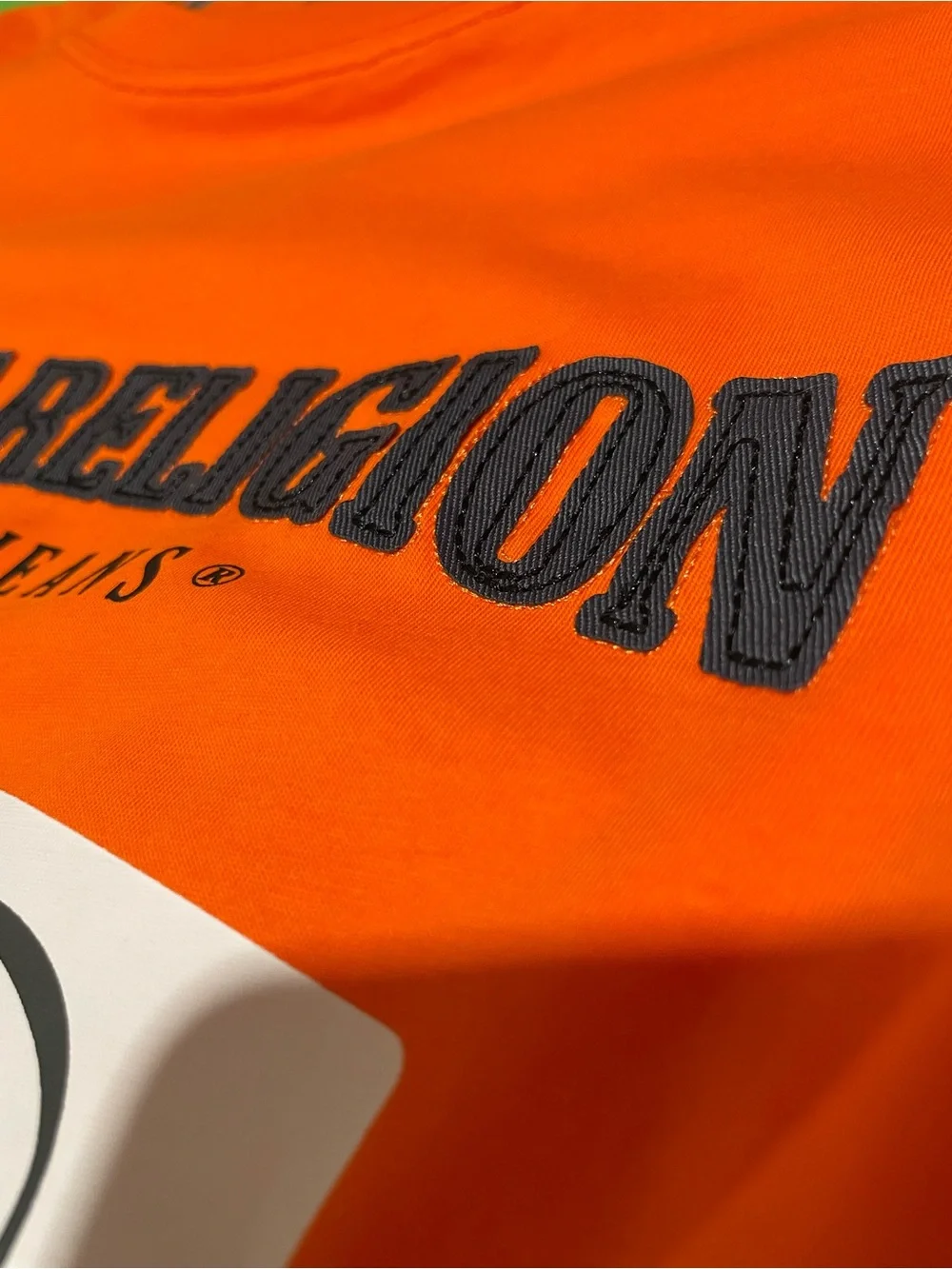 NWT True Religion Red Orange Appliqué Multi Tee Medium